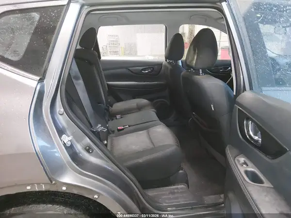 5N1AT2MT3HC746699 2017 NISSAN ROGUE - Image 8