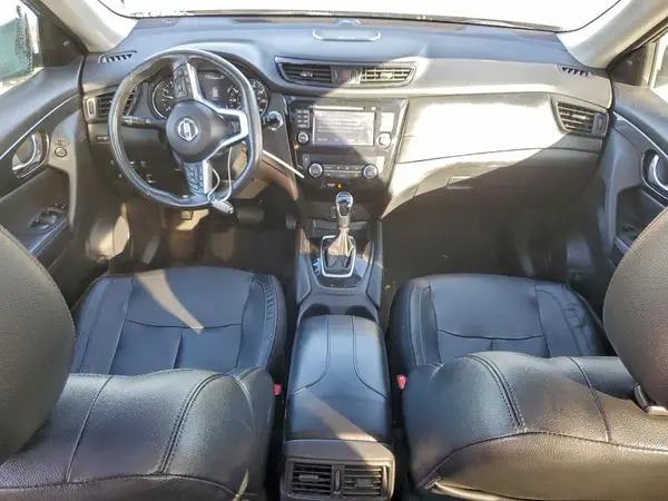 5N1AT2MT3HC747562 2017 NISSAN ROGUE - Image 8