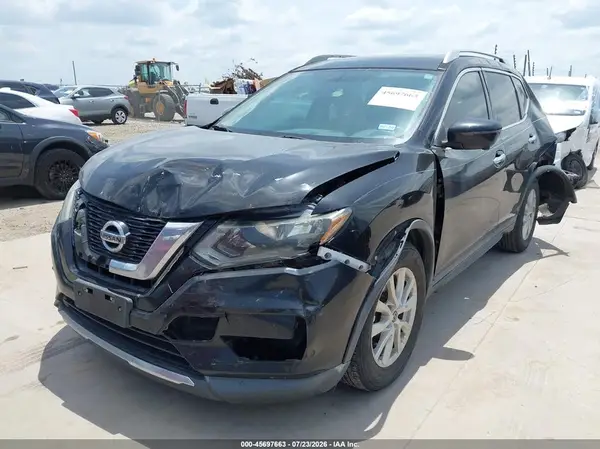 5N1AT2MT3HC752650 2017 NISSAN ROGUE - Image 2