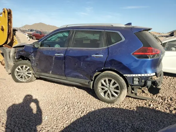 5N1AT2MT3HC763566 2017 NISSAN ROGUE - Image 2
