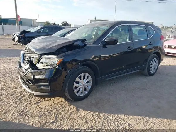 5N1AT2MT3HC775202 2017 NISSAN ROGUE - Image 2