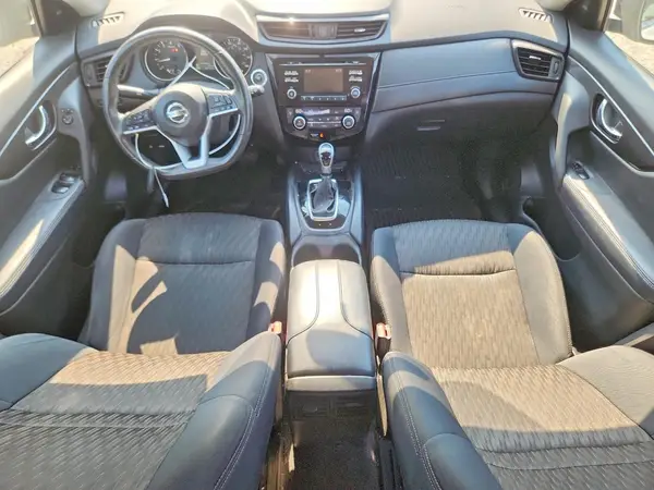 5N1AT2MT3HC802527 2017 NISSAN ROGUE - Image 8
