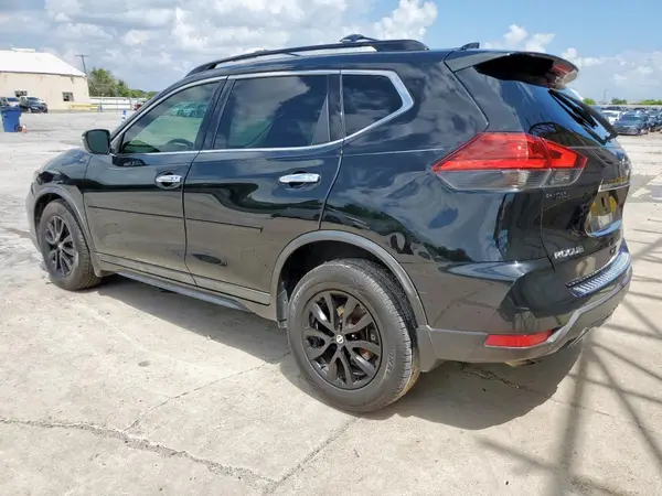 5N1AT2MT3HC814175 2017 NISSAN ROGUE - Image 2