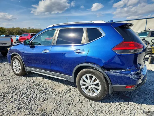 5N1AT2MT3HC814967 2017 NISSAN ROGUE - Image 2