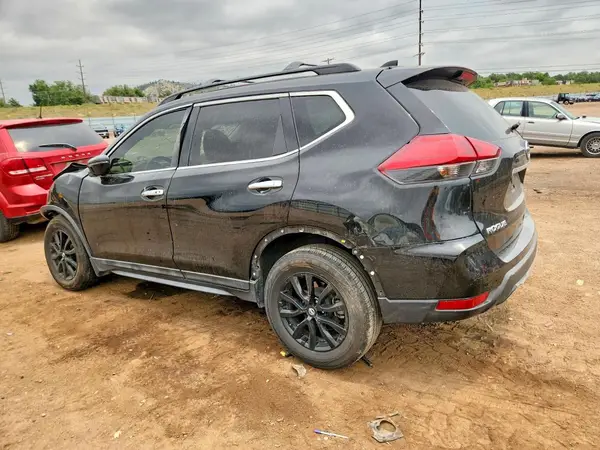 5N1AT2MT3HC821918 2017 NISSAN ROGUE - Image 2
