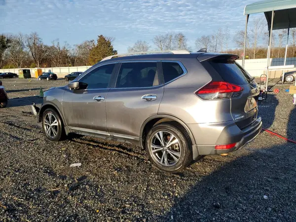 5N1AT2MT3HC823295 2017 NISSAN ROGUE - Image 2
