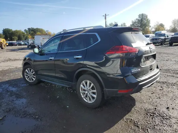 5N1AT2MT3HC825774 2017 NISSAN ROGUE - Image 2