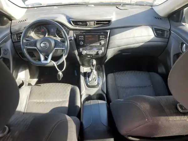 5N1AT2MT3HC825774 2017 NISSAN ROGUE - Image 8