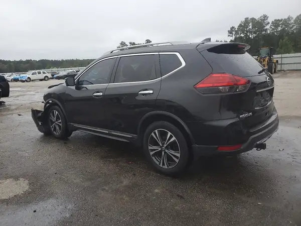5N1AT2MT3HC831025 2017 NISSAN ROGUE - Image 2