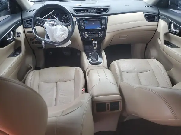 5N1AT2MT3HC831025 2017 NISSAN ROGUE - Image 8