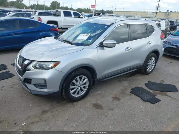 5N1AT2MT3HC832692 2017 NISSAN ROGUE - Image 2