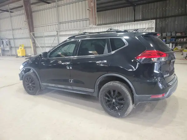 5N1AT2MT3HC841442 2017 NISSAN ROGUE - Image 2