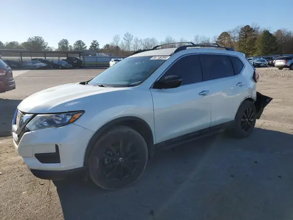 5N1AT2MT3HC842168 2017 NISSAN ROGUE - Image 1