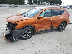 5N1AT2MT3HC845619 2017 NISSAN ROGUE