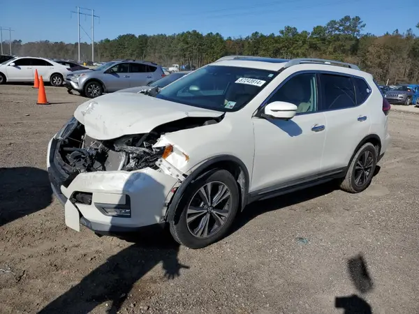 5N1AT2MT3HC848830 2017 NISSAN ROGUE - Image 1