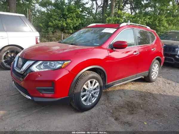 5N1AT2MT3HC858919 2017 NISSAN ROGUE - Image 2