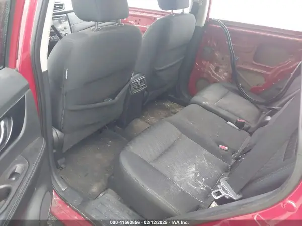5N1AT2MT3HC872481 2017 NISSAN ROGUE - Image 8