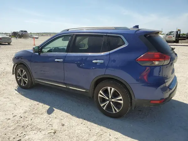 5N1AT2MT3HC876997 2017 NISSAN ROGUE - Image 2