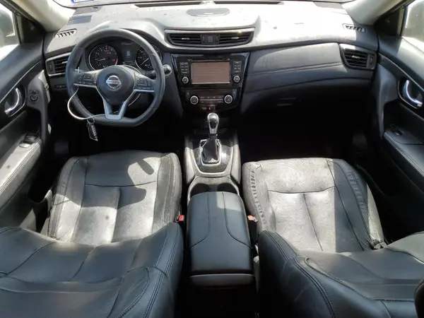 5N1AT2MT3HC876997 2017 NISSAN ROGUE - Image 8