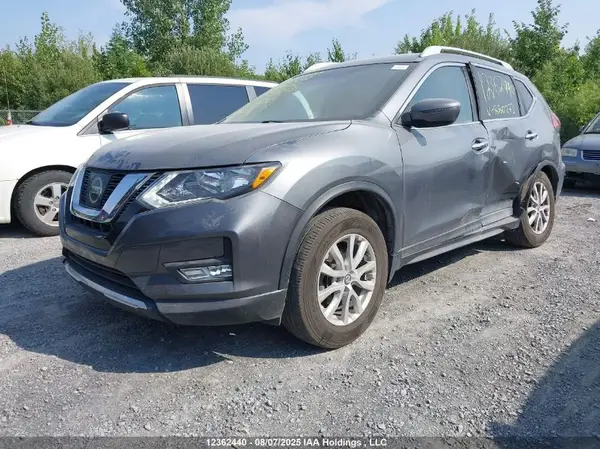 5N1AT2MT3HC880273 2017 NISSAN ROGUE - Image 2