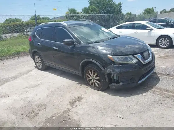 5N1AT2MT3HC880869 2017 NISSAN ROGUE - Image 1