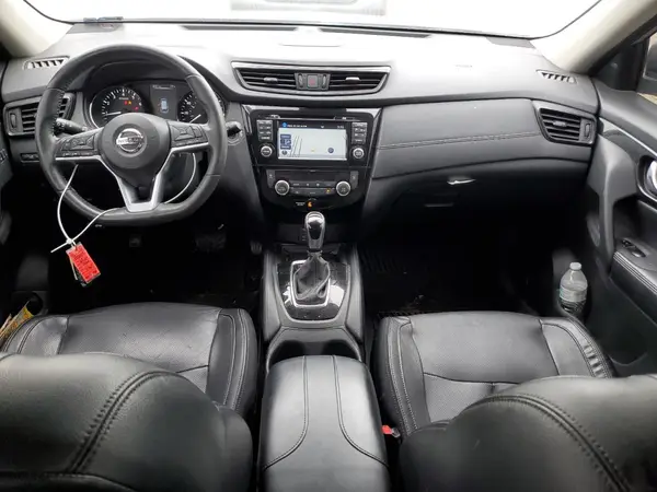 5N1AT2MT3HC881715 2017 NISSAN ROGUE - Image 8