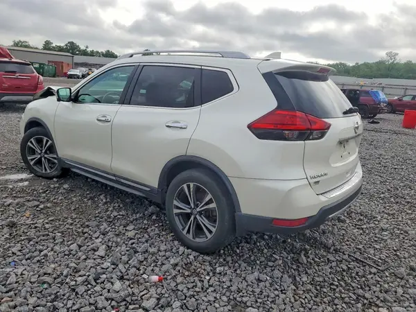5N1AT2MT3HC881794 2017 NISSAN ROGUE - Image 2