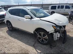 5N1AT2MT3HC886705 2017 NISSAN ROGUE