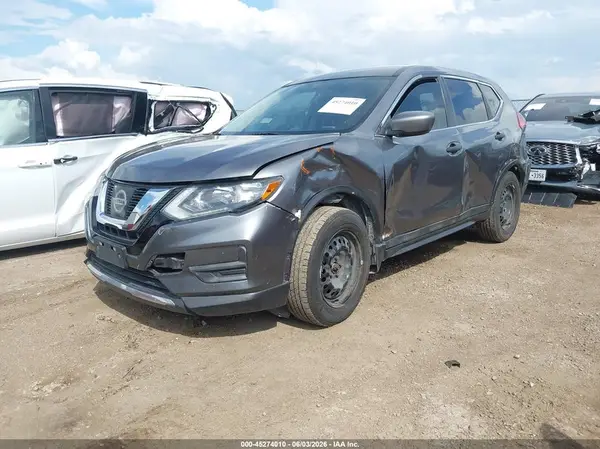 5N1AT2MT3HC887465 2017 NISSAN ROGUE - Image 2