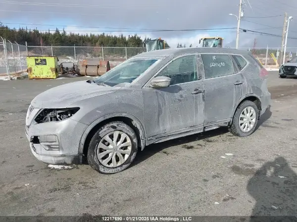 5N1AT2MT3JC702322 2018 NISSAN ROGUE - Image 2