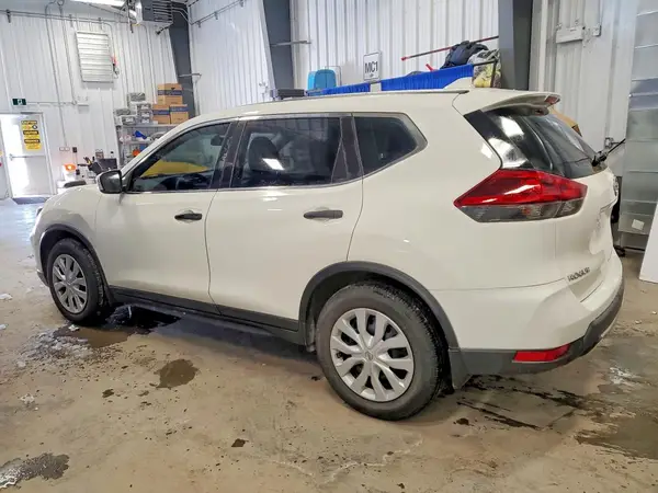 5N1AT2MT3JC703972 2018 NISSAN ROGUE - Image 2