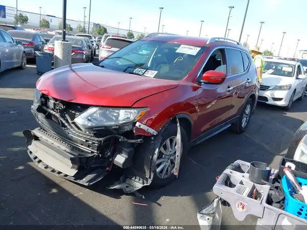 5N1AT2MT3JC706385 2018 NISSAN ROGUE - Image 2