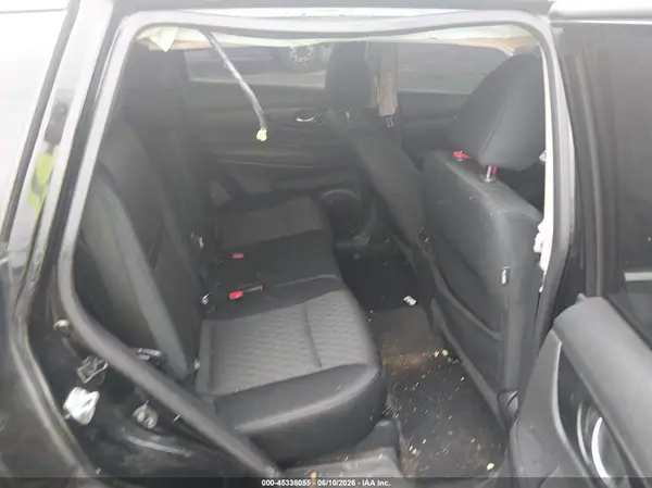 5N1AT2MT3JC709710 2018 NISSAN ROGUE - Image 8