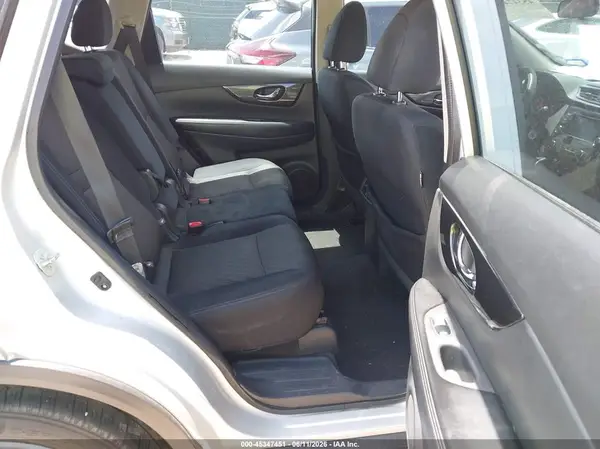 5N1AT2MT3JC716270 2018 NISSAN ROGUE - Image 8