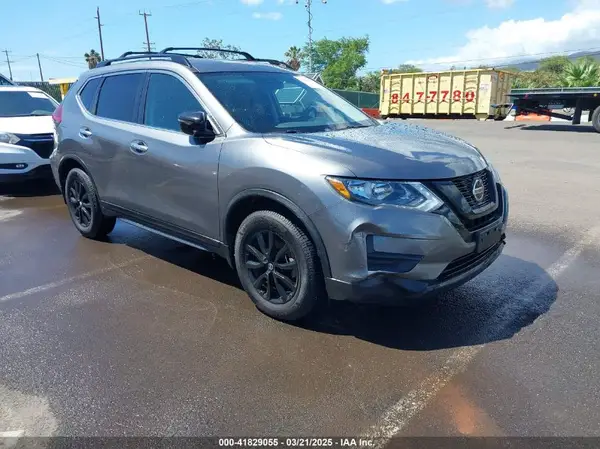 5N1AT2MT3JC722117 2018 NISSAN ROGUE - Image 1