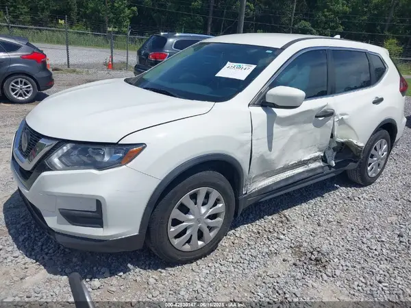 5N1AT2MT3JC722277 2018 NISSAN ROGUE - Image 2