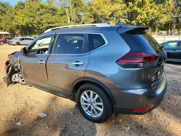 5N1AT2MT3JC728466 2018 NISSAN ROGUE - Image 2
