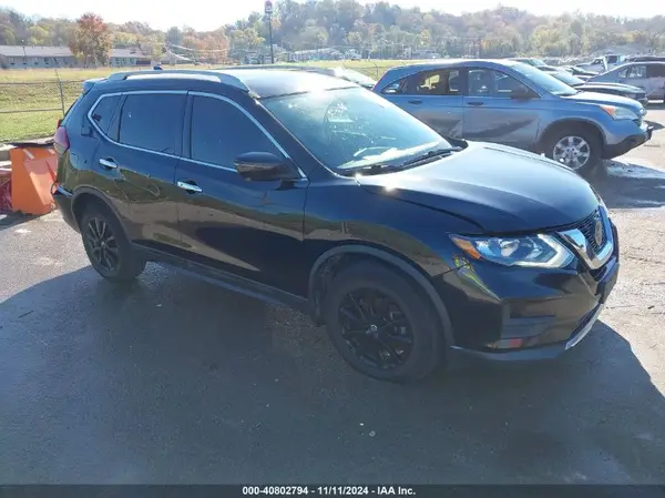 5N1AT2MT3JC733179 2018 NISSAN ROGUE - Image 1