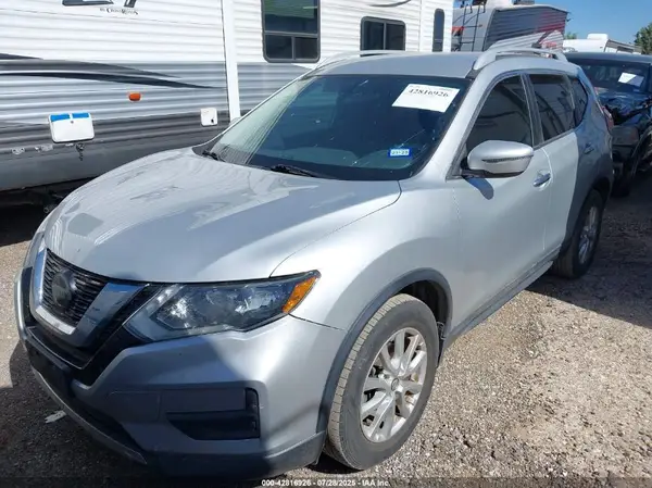 5N1AT2MT3JC741301 2018 NISSAN ROGUE - Image 2