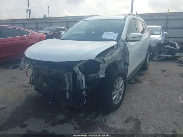 5N1AT2MT3JC742545 2018 NISSAN ROGUE - Image 2