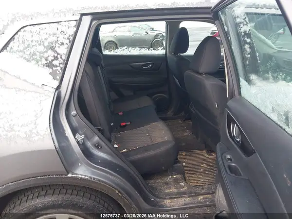 5N1AT2MT3JC747227 2018 NISSAN ROGUE - Image 8