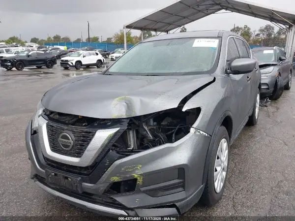 5N1AT2MT3JC751584 2018 NISSAN ROGUE - Image 2