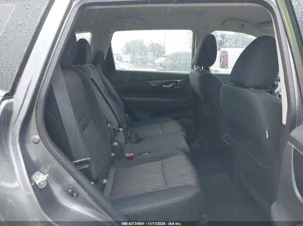 5N1AT2MT3JC751584 2018 NISSAN ROGUE - Image 8