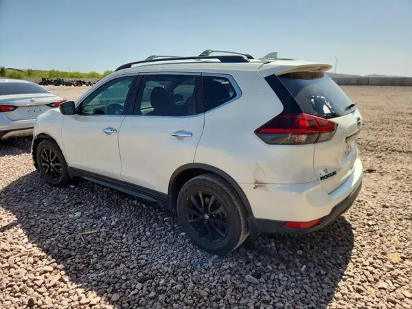 5N1AT2MT3JC765663 2018 NISSAN ROGUE - Image 2