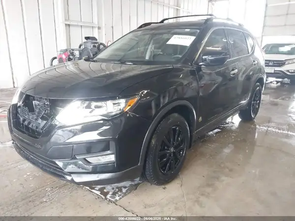 5N1AT2MT3JC770149 2018 NISSAN ROGUE - Image 2