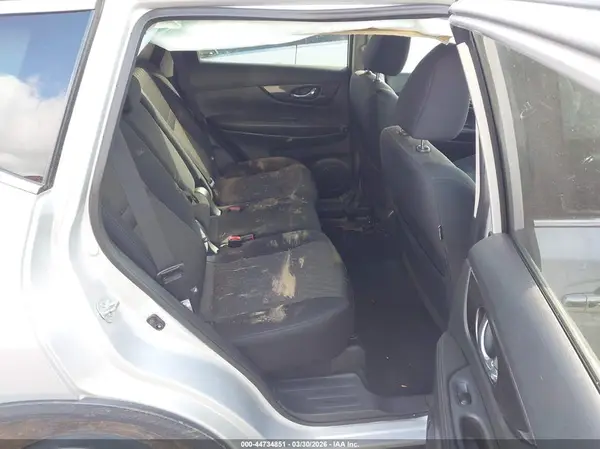 5N1AT2MT3JC773262 2018 NISSAN ROGUE - Image 8