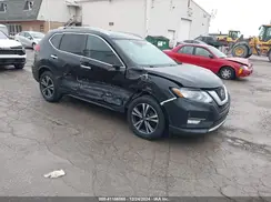 5N1AT2MT3JC781152 2018 NISSAN ROGUE