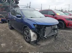 5N1AT2MT3JC798274 2018 NISSAN ROGUE