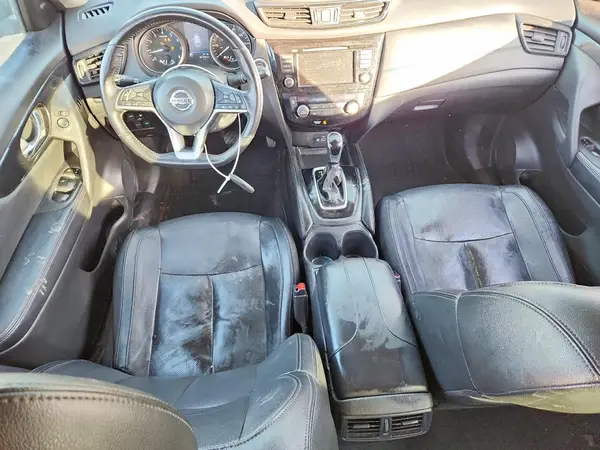 5N1AT2MT3JC798582 2018 NISSAN ROGUE - Image 8