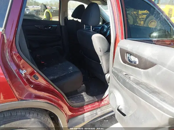 5N1AT2MT3JC811508 2018 NISSAN ROGUE - Image 8